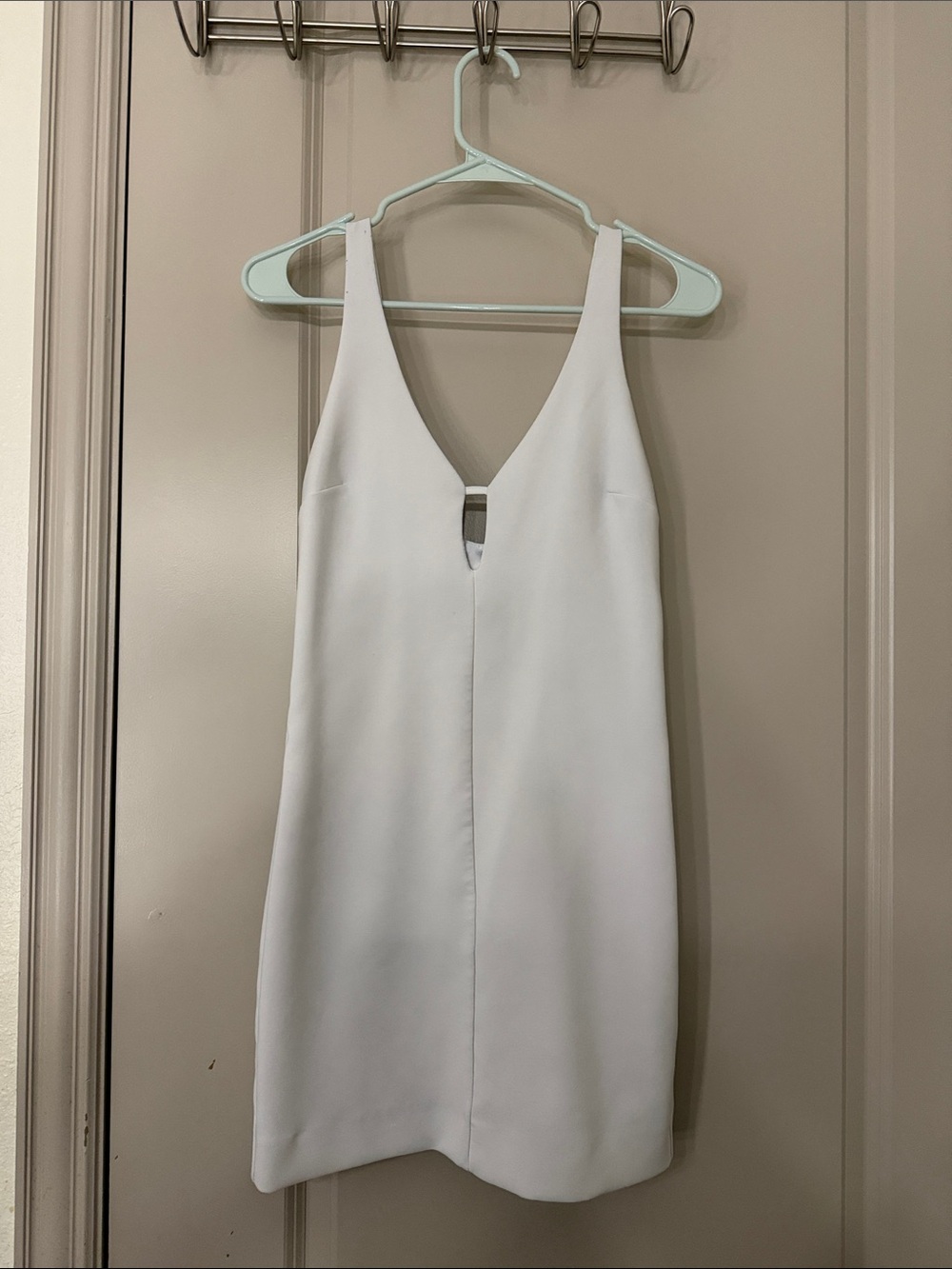 Zara White V-Neck Mini Dress with Front Notch